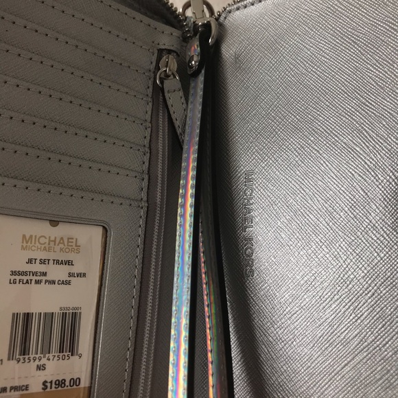 New! MICHAEL KORS WALLET - Picture 7 of 7